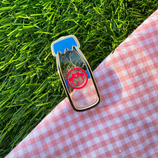 Moomoo Milk Glitter Shaker Pin